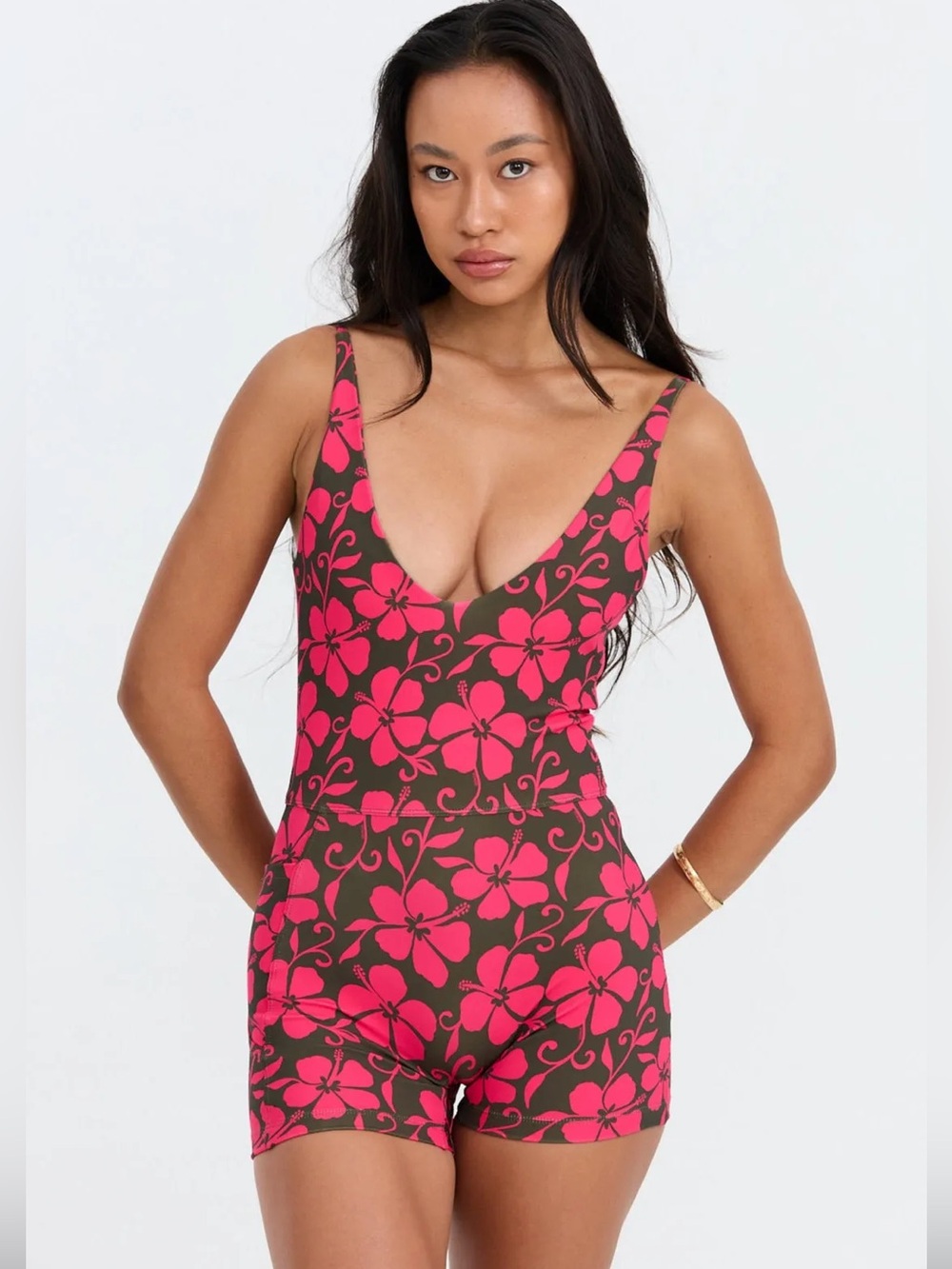 benoa v-neck active romper
